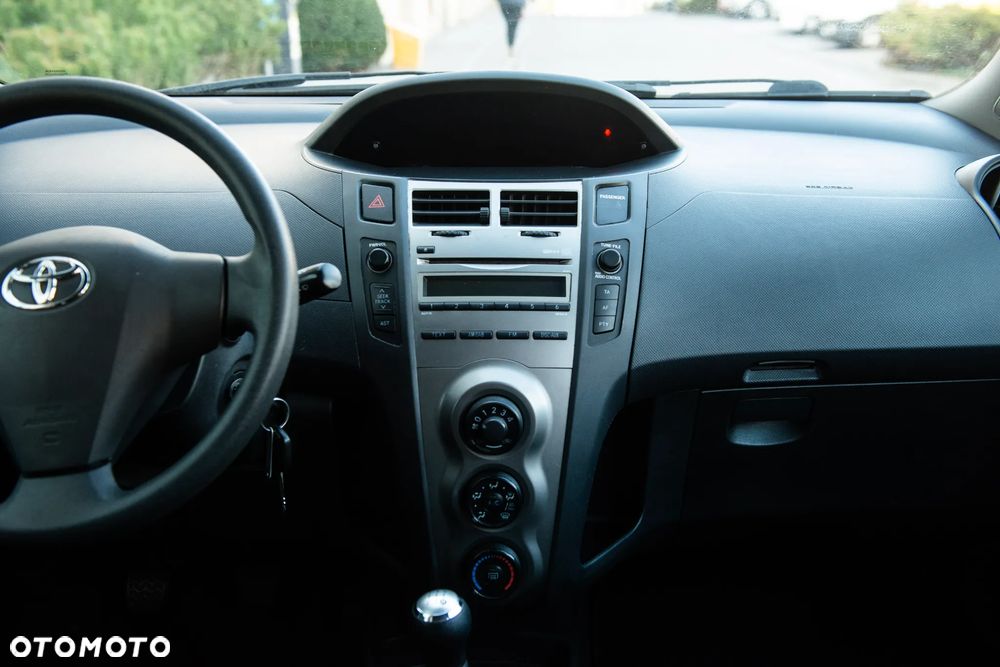 Toyota Yaris 1.0 VVT-i Comfort - 29