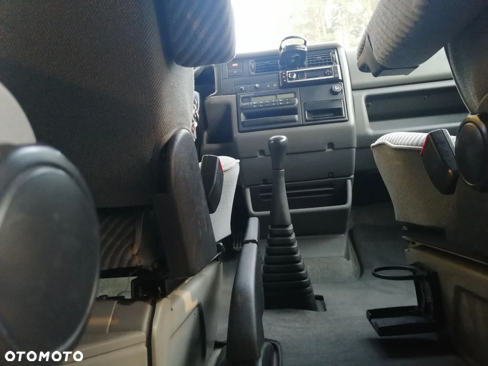 Volkswagen Multivan Standard - 34