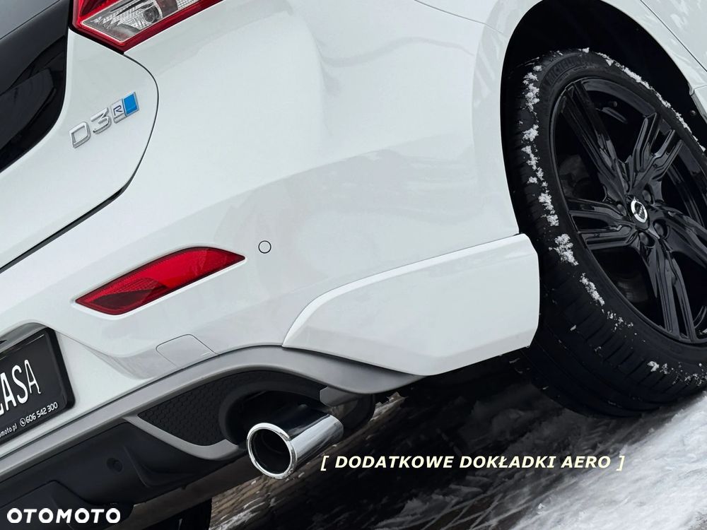 Volvo V40 D3 Geartronic RDesign - 13
