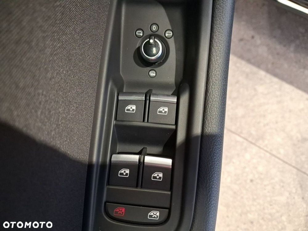 Audi A4 Limousine 35 TFSI mHEV S tronic - 35