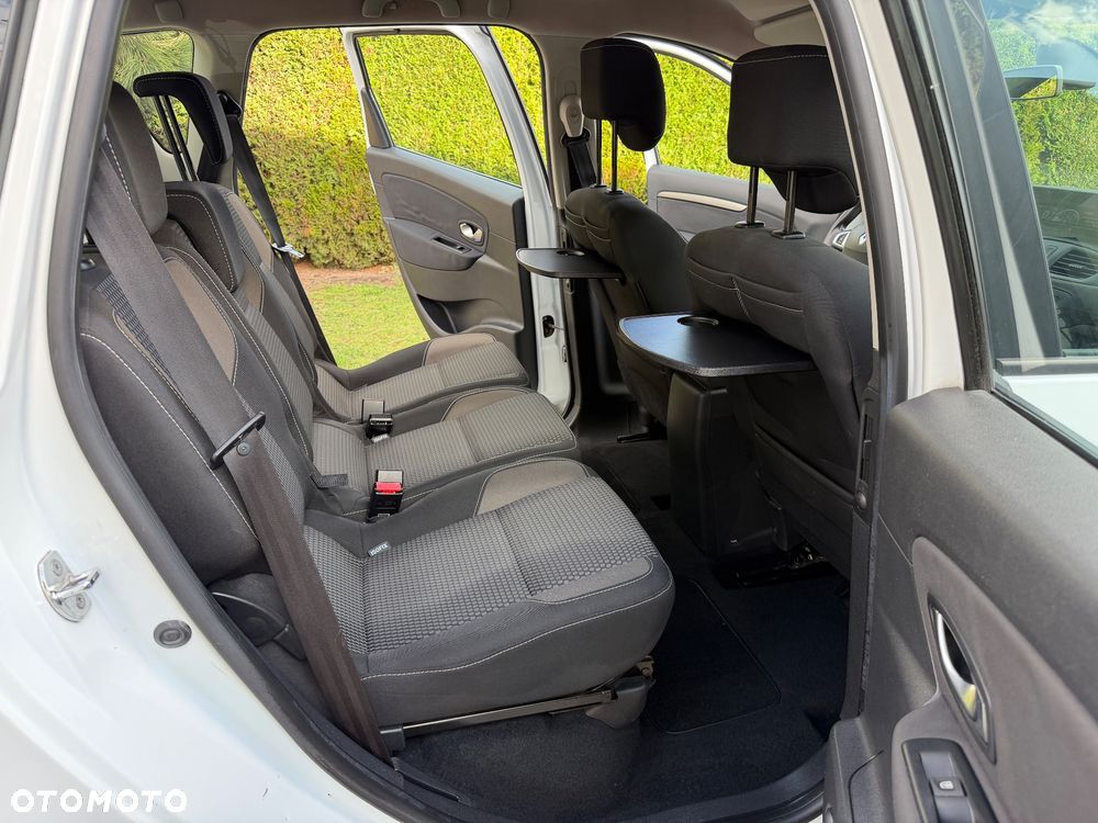 Renault Scenic dCi 110 Xmod Paris - 31