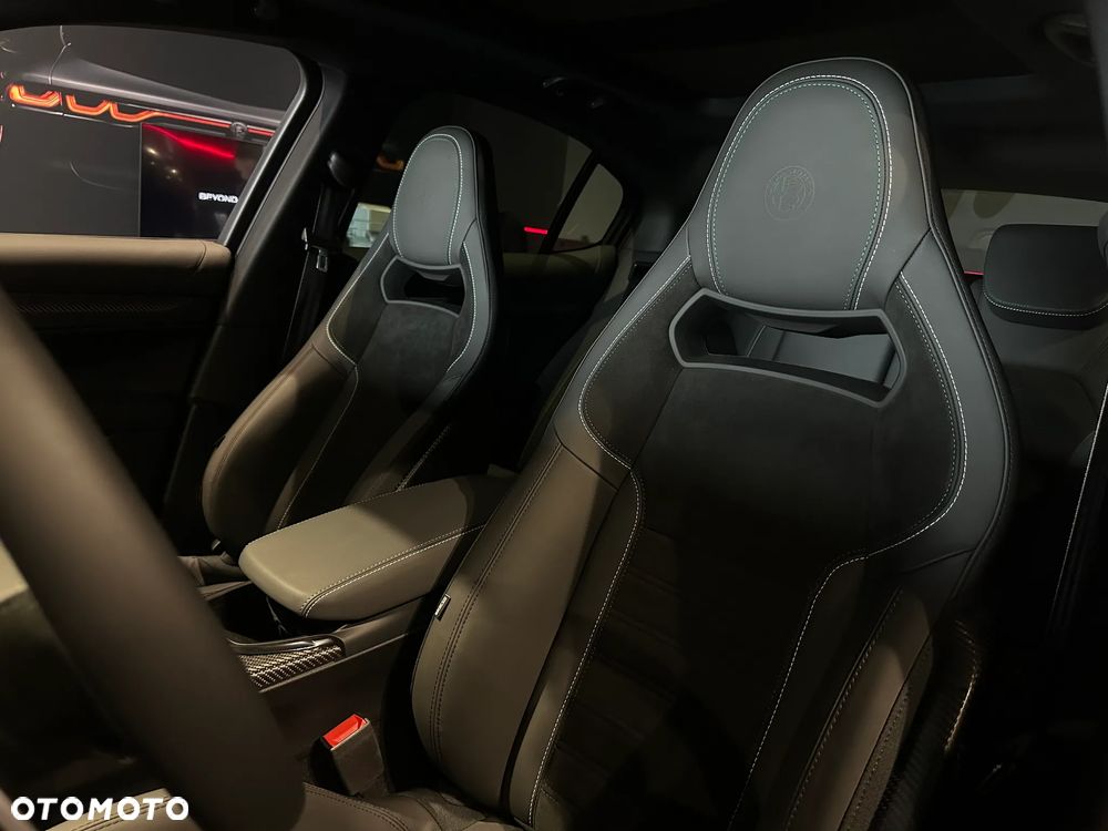 Alfa Romeo Stelvio 2.9 Bi Turbo V6 Quadrifoglio Q4 - 7