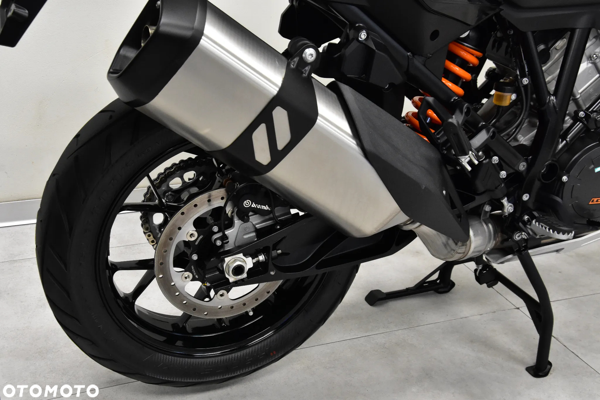 KTM Adventure - 32