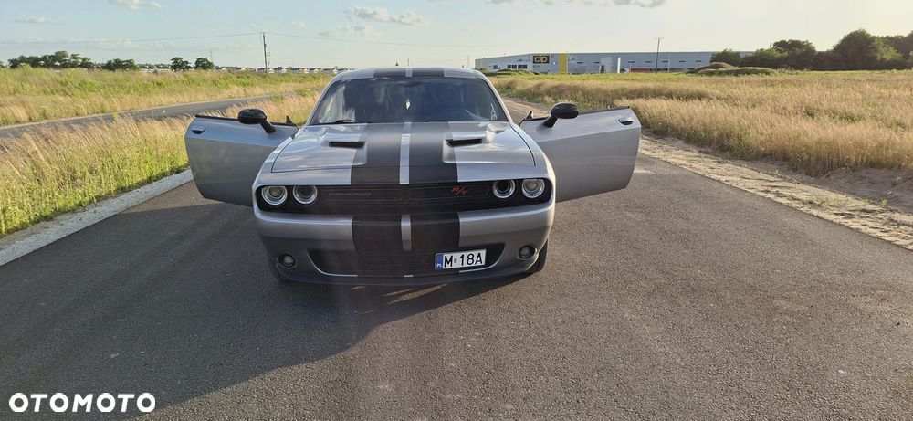 Dodge Challenger 5.7 R/T - 33
