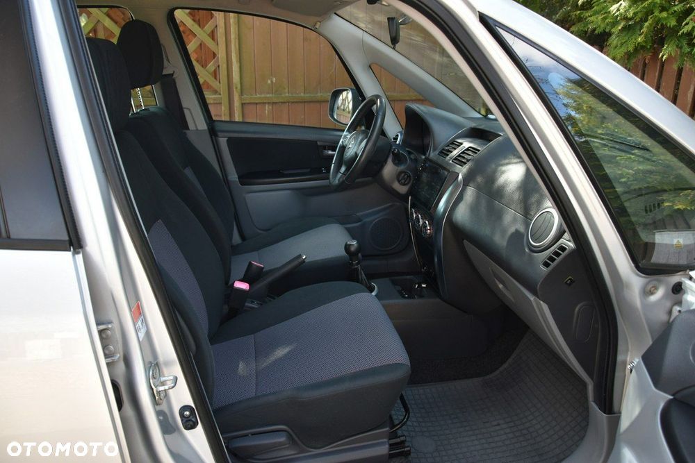 Suzuki SX4 - 13