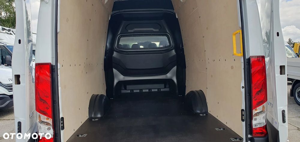 Iveco Daily 35S18A8V - 12