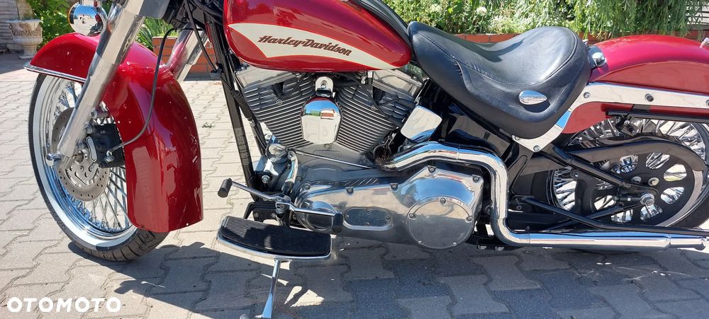 Harley-Davidson Softail Heritage Classic - 16