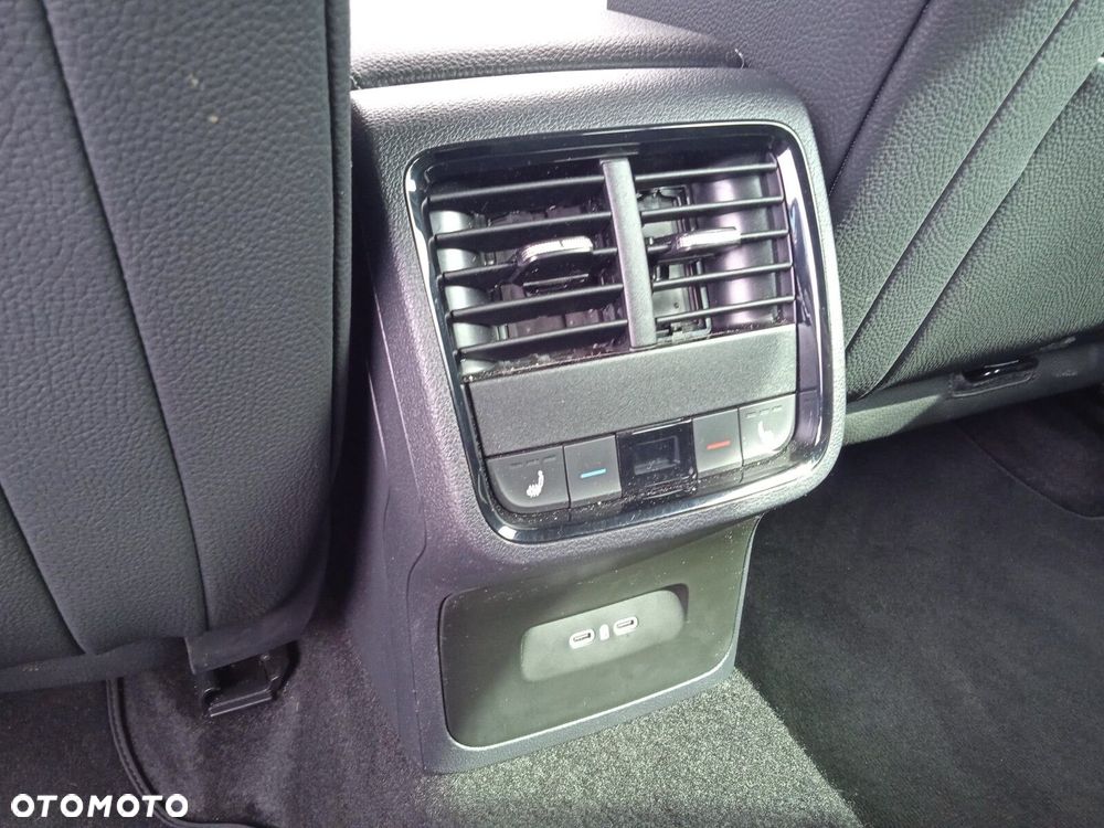 Skoda Octavia 2.0 TDI Sportline DSG - 18