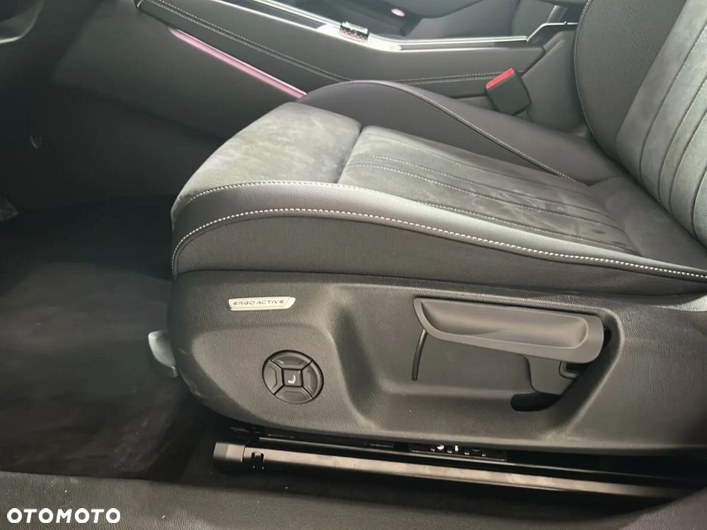 Volkswagen T-Roc - 26