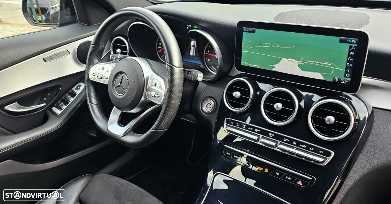 Mercedes-Benz C 300 de AMG Line - 11