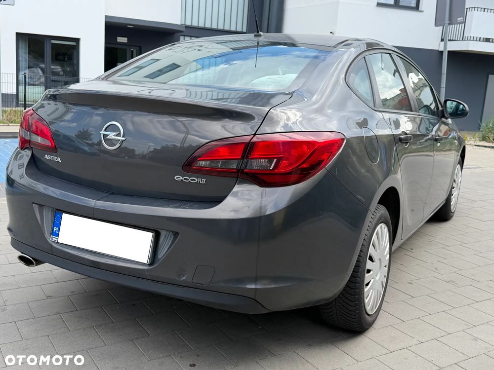 Opel Astra 1.4 T Business - 4