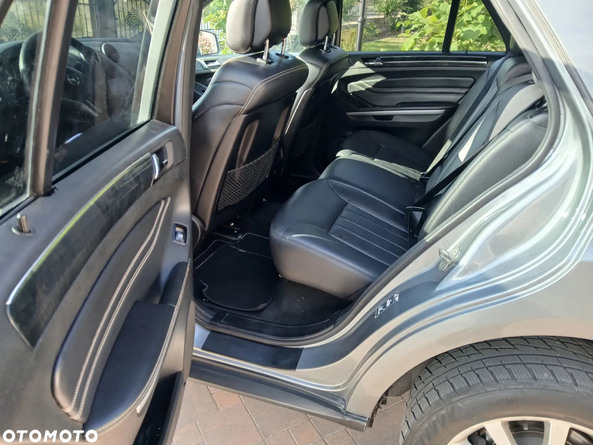 Mercedes-Benz ML 300 CDI BlueEff 4-Matic - 12