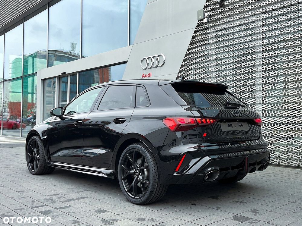 Audi RS3 Sportback - 8