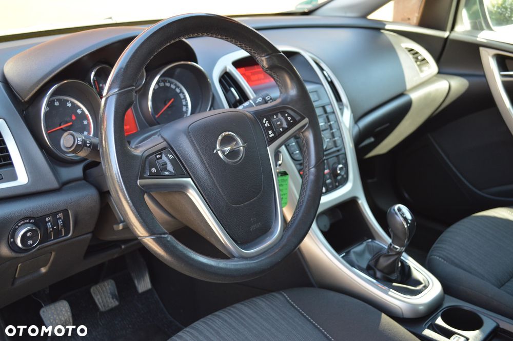 Opel Astra 1.4 T Enjoy - 18