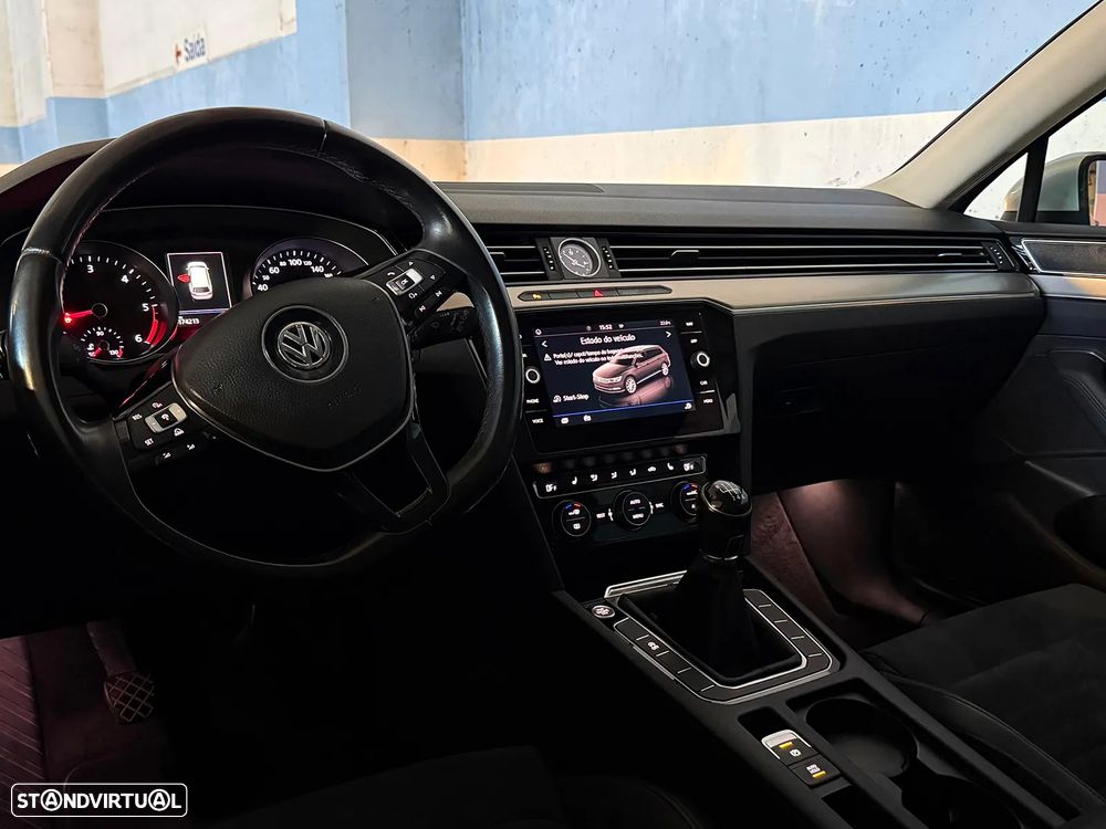 VW Passat Variant 1.6 TDI Highline - 5