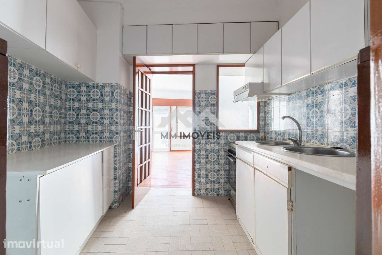 Apartamento T1 | Terraço | Garagem e Arrumos | Senhora da Hora - Grande imagem: 2/19