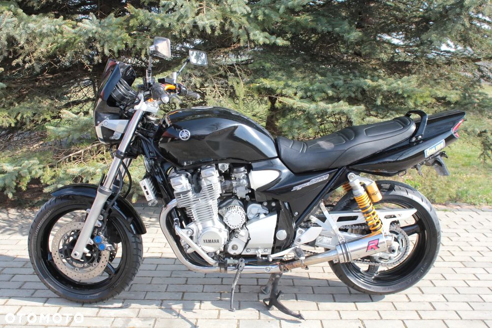 Yamaha XJR - 39