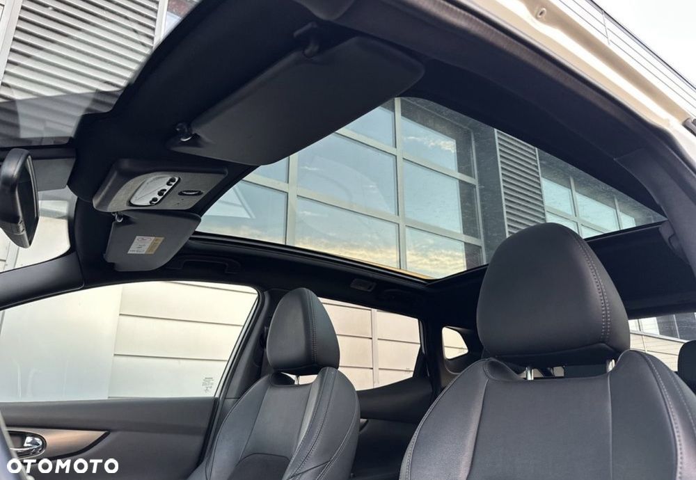 Nissan Qashqai 1.5 dCi N-TEC - 16