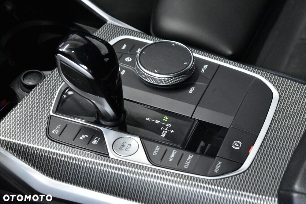 BMW Seria 3 - 21