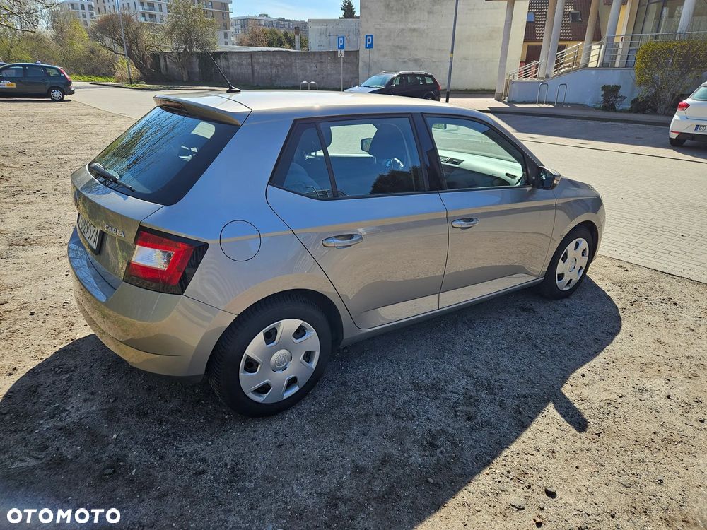 Skoda Fabia 1.0 Active - 5