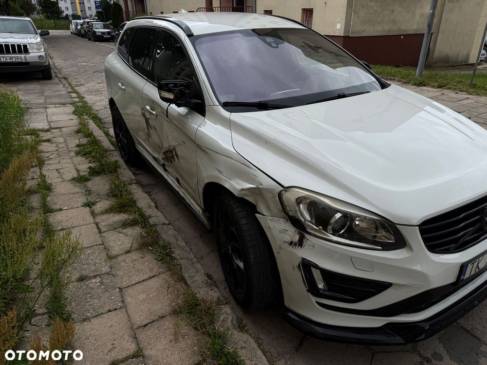 Volvo XC 60 D4 Drive-E R-Design Momentum - 2