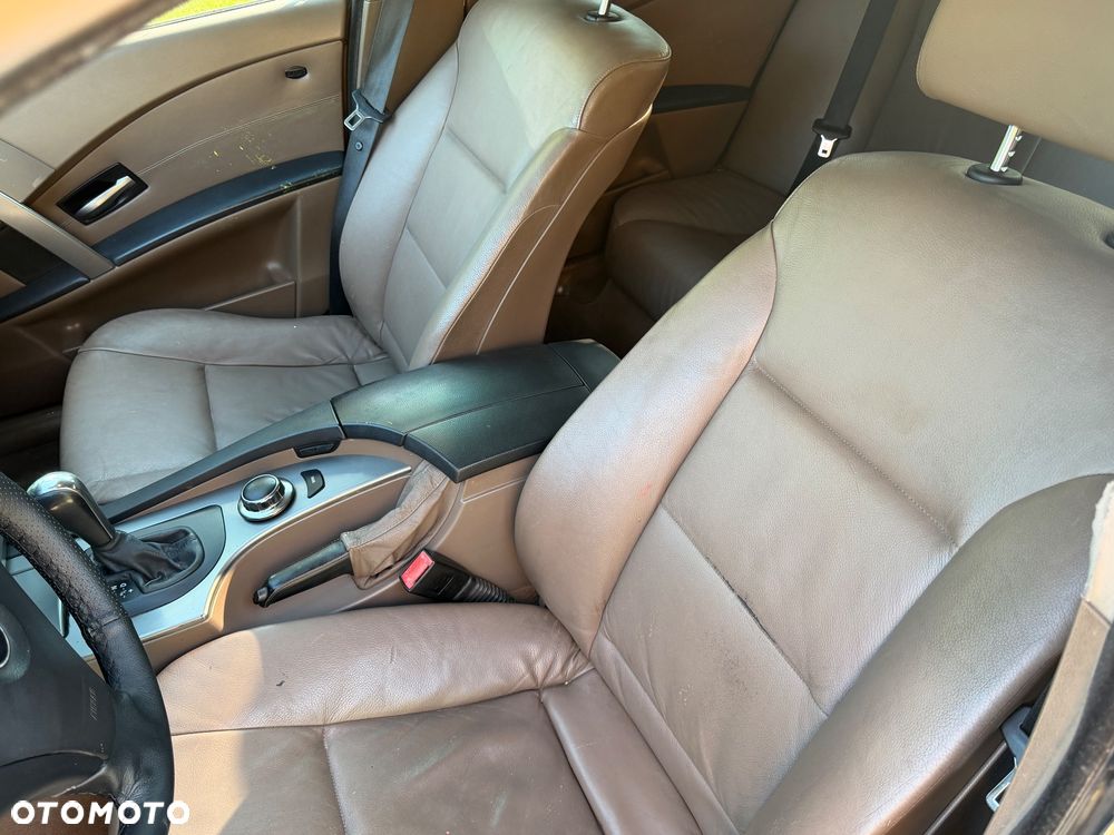 BMW Seria 5 530d - 31