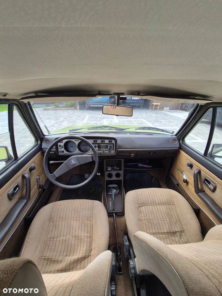 Volkswagen Golf - 5