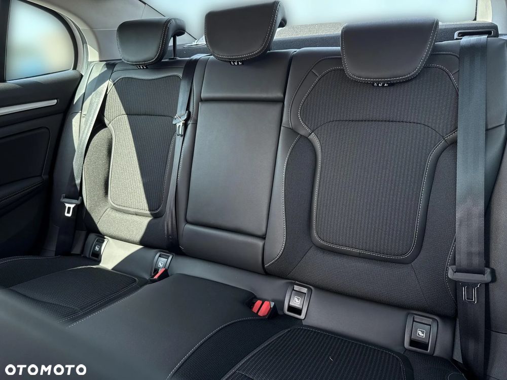 Renault Megane 1.3 TCe Techno EDC - 16