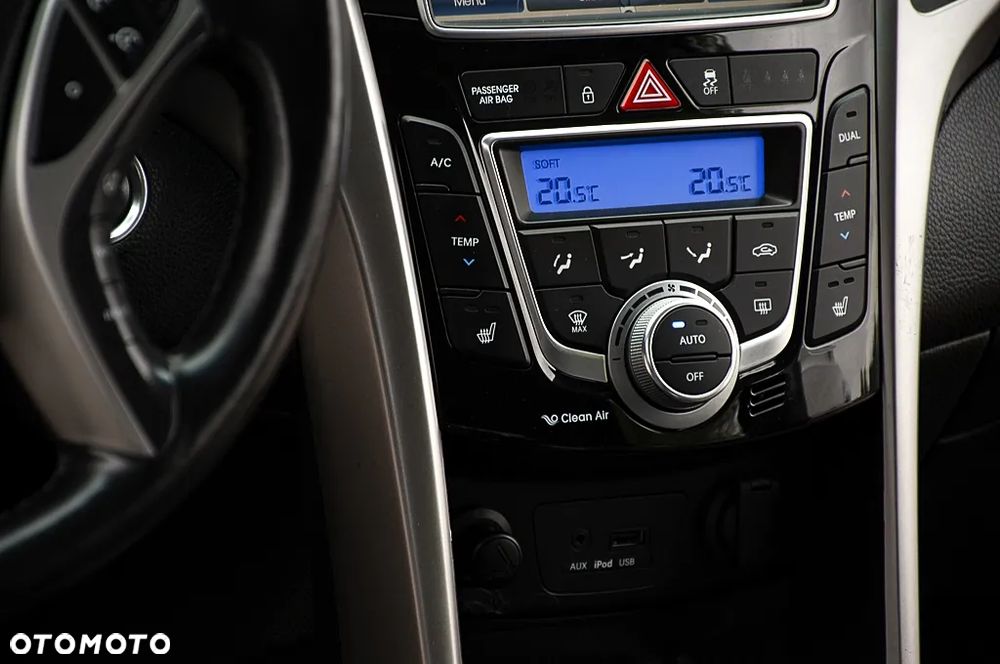 Hyundai i30 1.6 CRDi Premium - 30