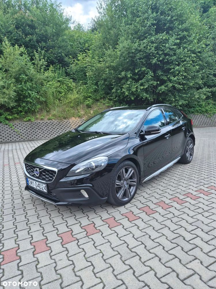 Volvo V40 Cross Country - 3