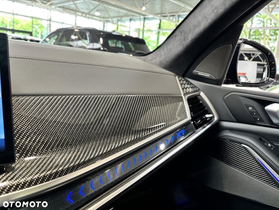 BMW X7 - 11