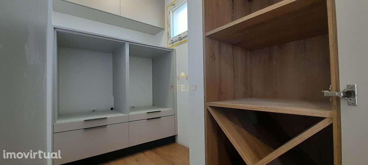 EXCELENTE MORADIA  T4 EM  VIALONGA - NOVA CONSTRUÇÃO - Grande imagem: 4/42