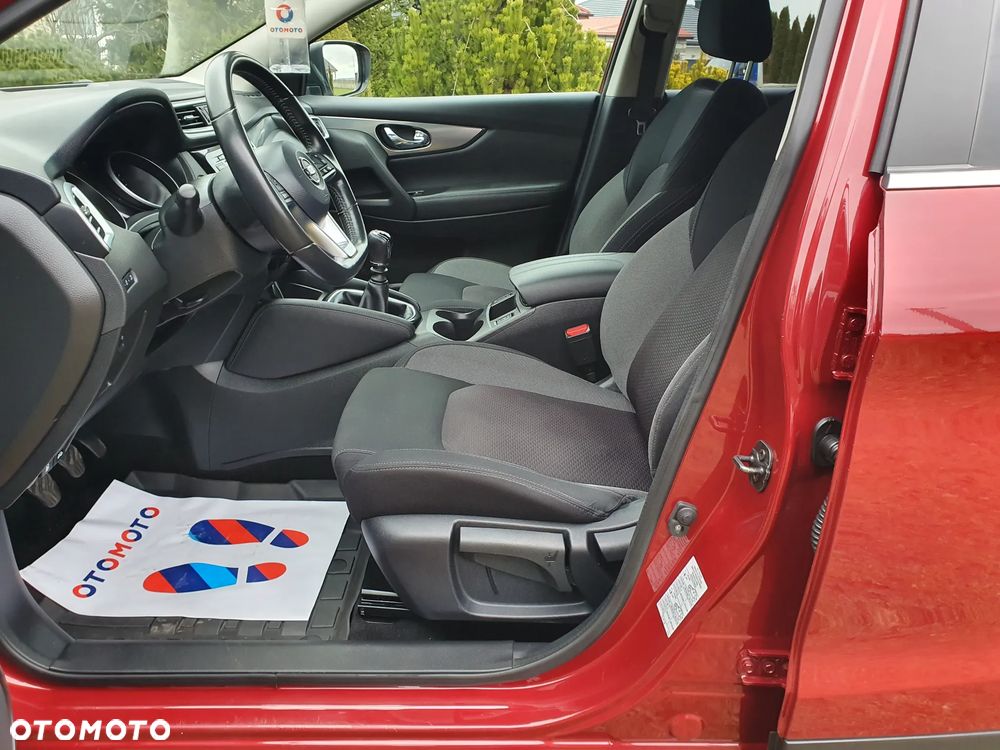 Nissan Qashqai 1.3 DIG-T TEKNA - 14