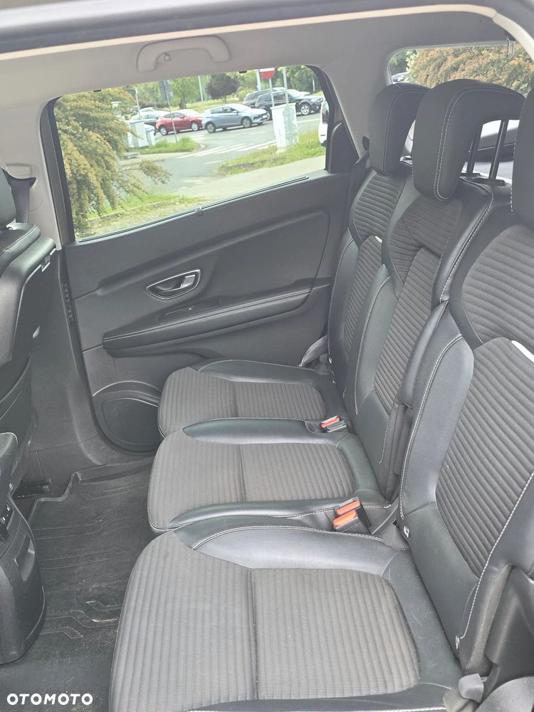 Renault Scenic 1.5 dCi Life - 10