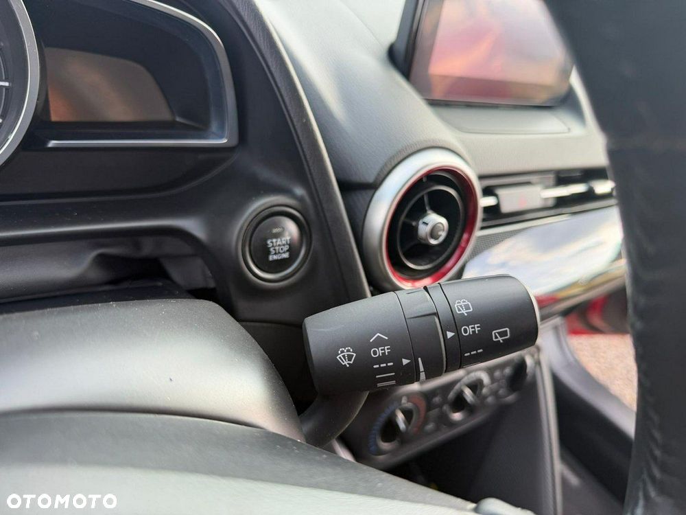 Mazda 2 SKYACTIV-G 75 Exclusive-Line - 24