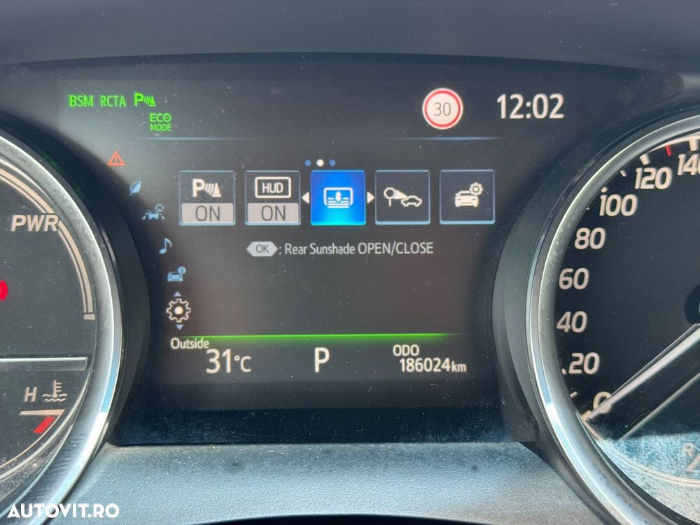 Toyota Camry 2.5 Dynamic - 21