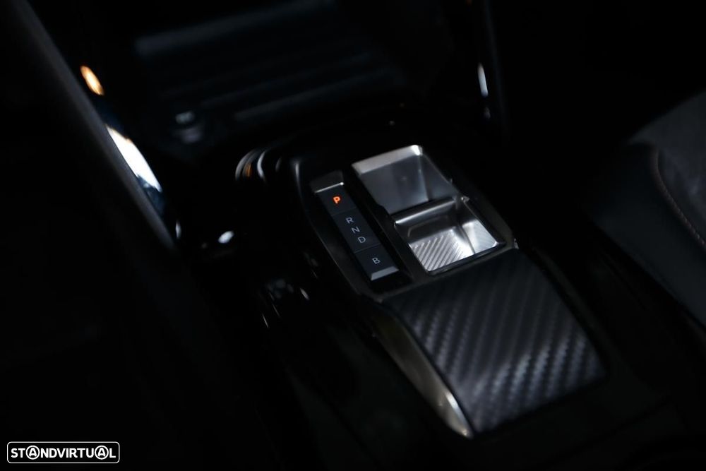 Peugeot e-208 Style - 23