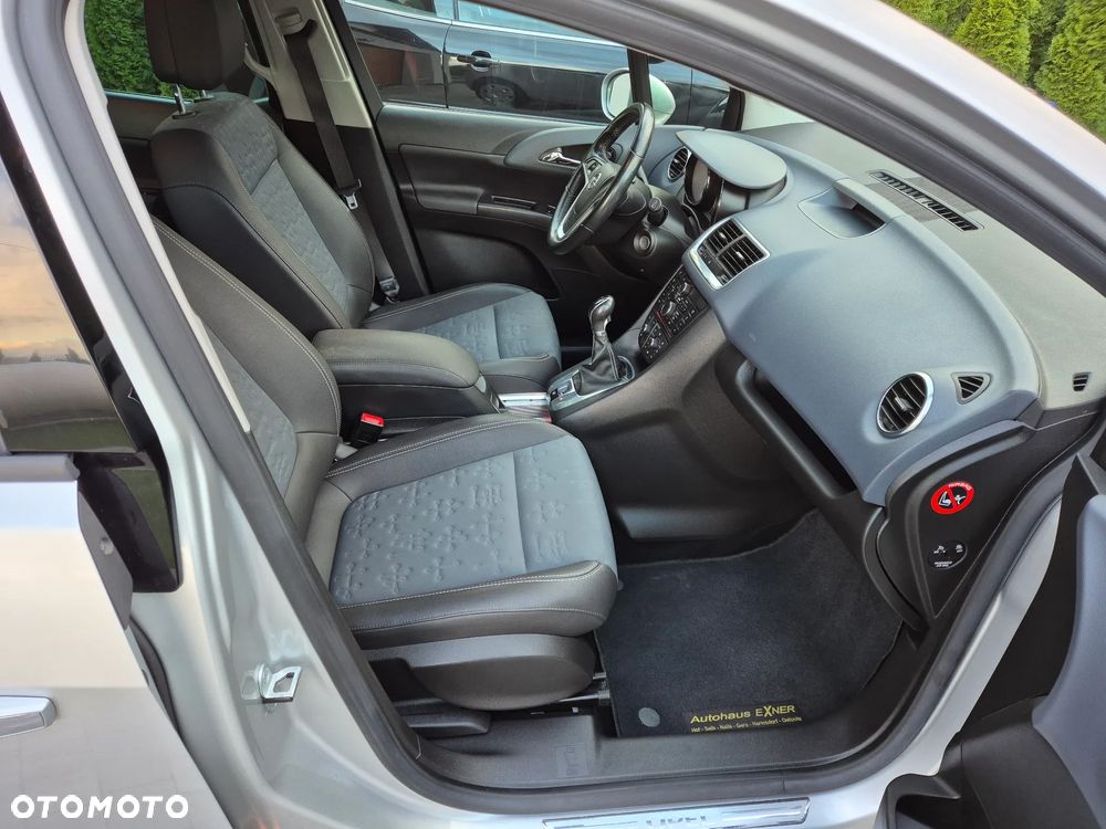 Opel Meriva 1.4 T Cosmo - 12