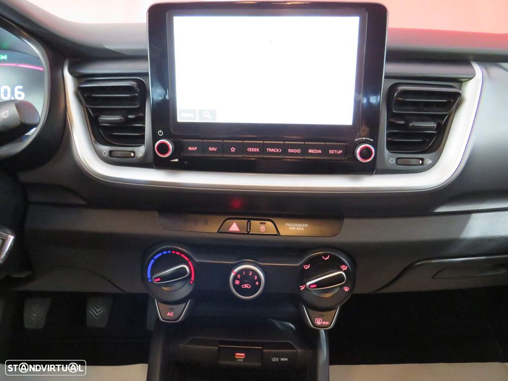 Kia Stonic 1.2 MPi Dynamic - 41