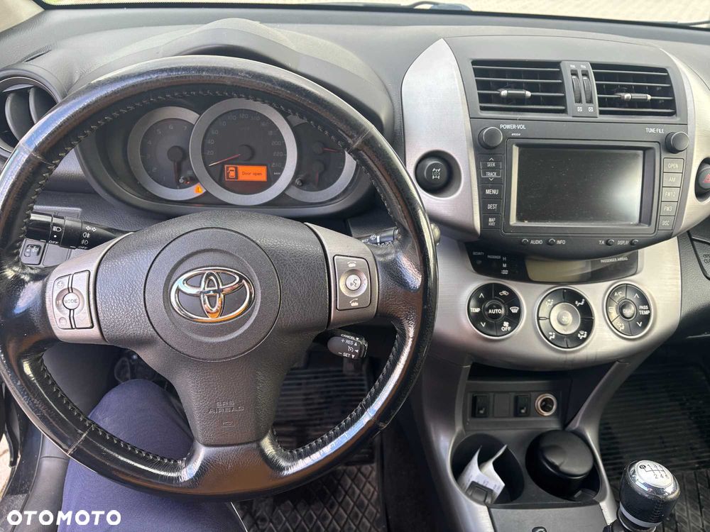 Toyota RAV4 - 5
