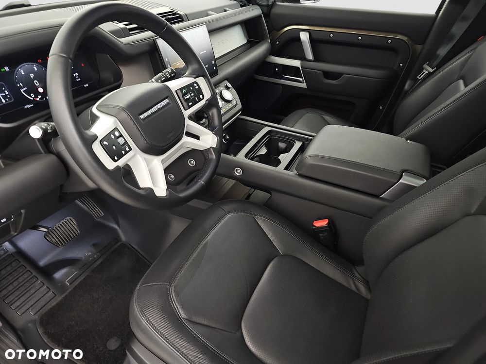 Land Rover Defender 3.0 D300 mHEV X-Dynamic HSE - 10