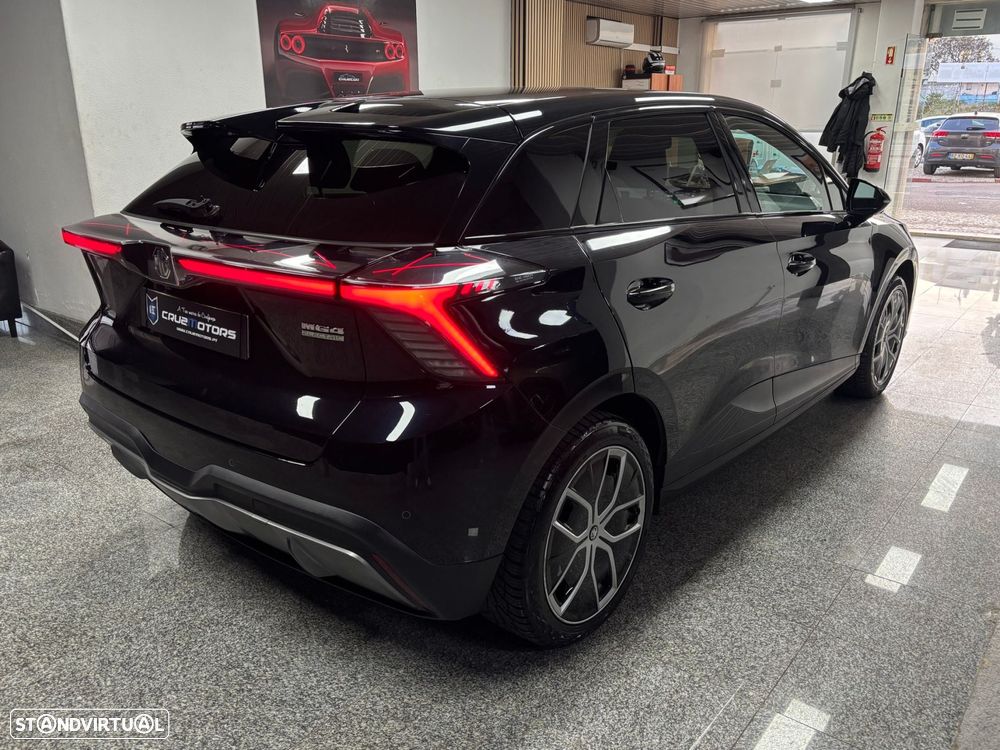 MG MG4 64 kWh Luxury - 6