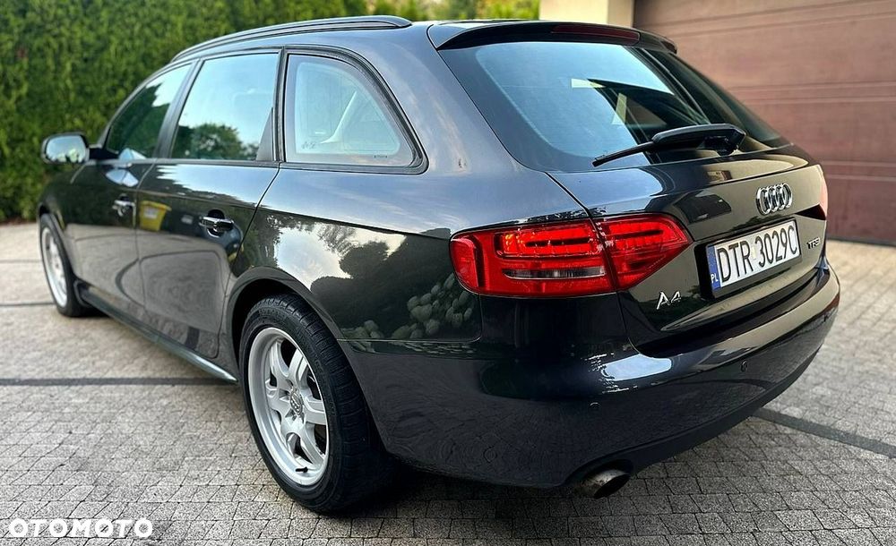 Audi A4 Avant - 6