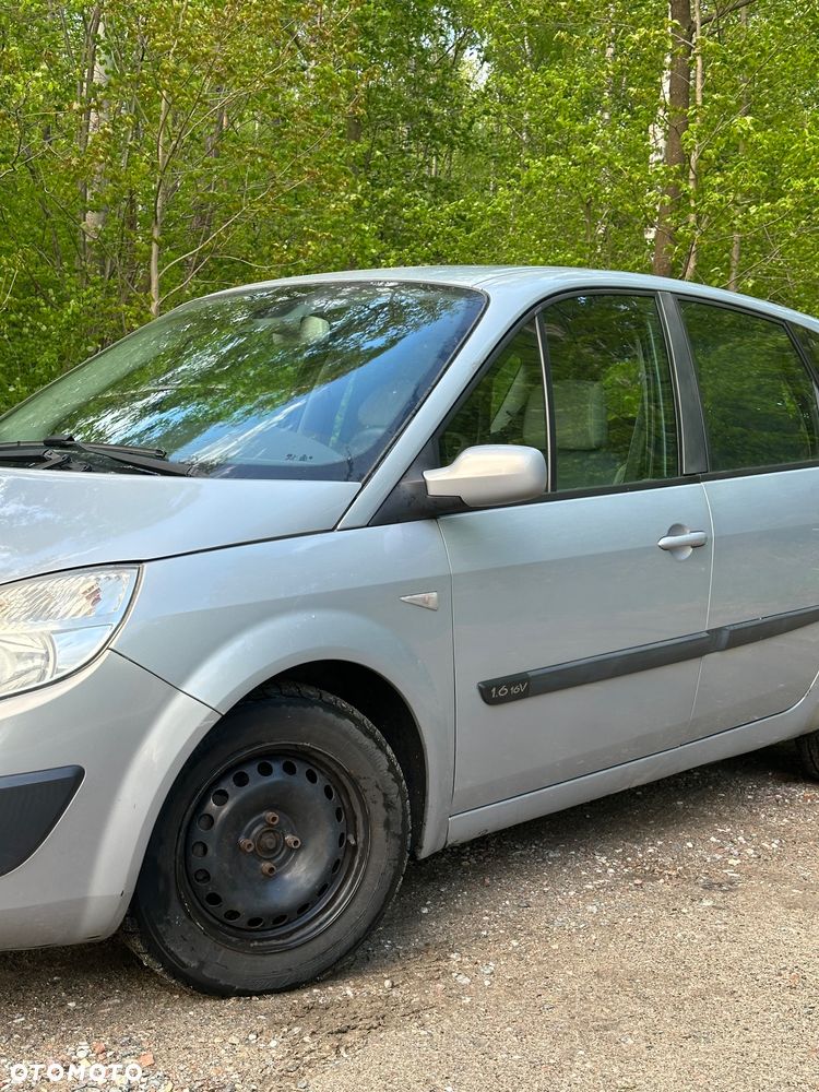 Renault Scenic 1.6 Confort Privilege - 14