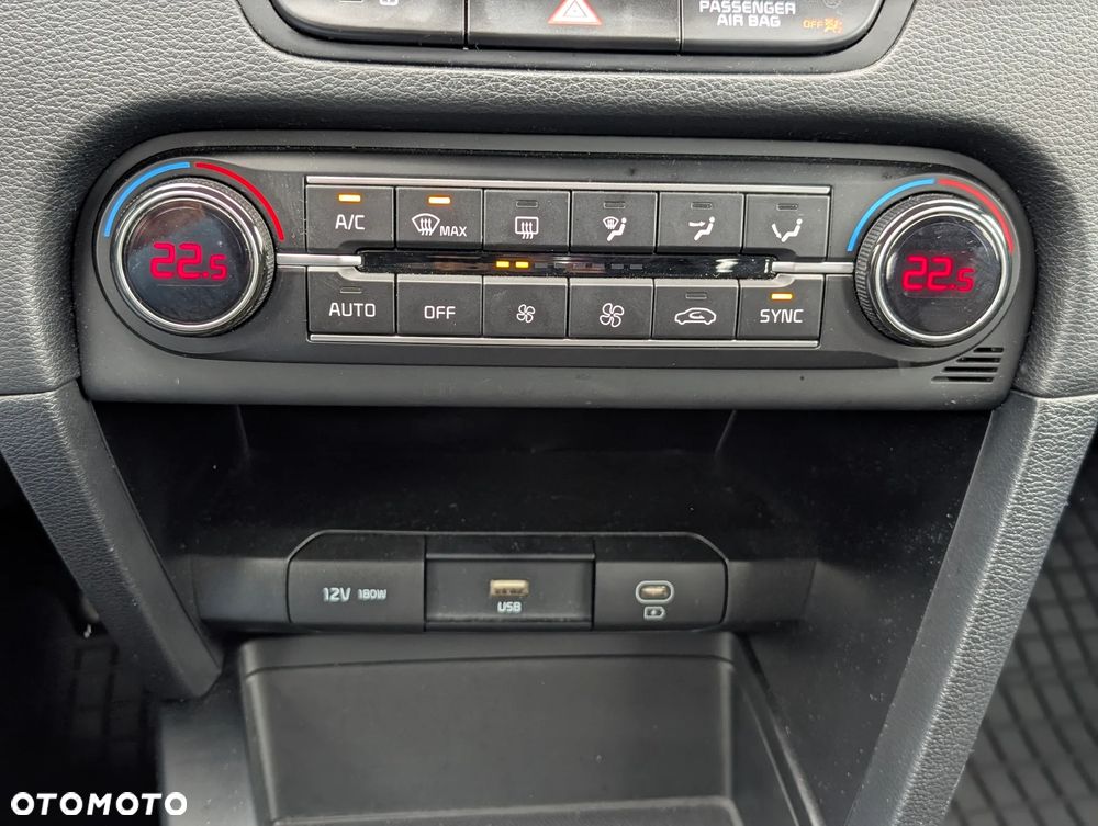 Kia Ceed 1.5 T-GDI M DCT - 29