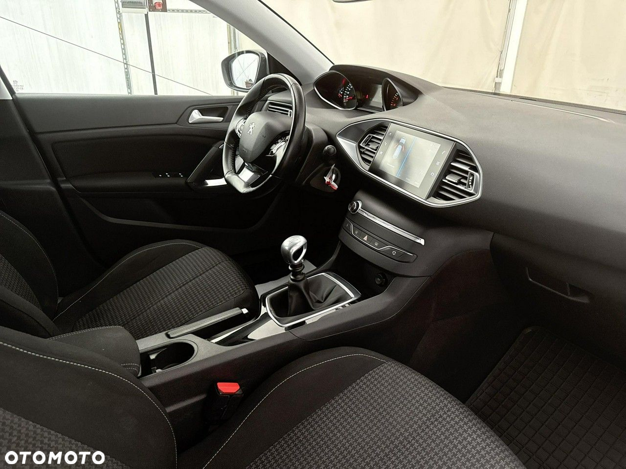 Peugeot 308 1.5 BlueHDi Active S&S - 21