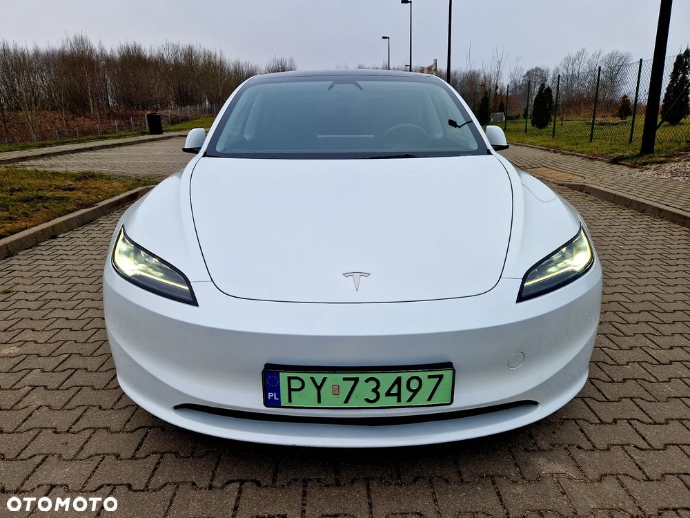 Tesla Model 3 Standard Reichweite Plus Hinterradantrieb - 27