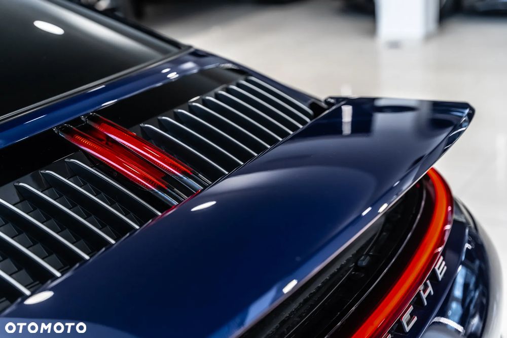 Porsche 911 Targa 4 - 22