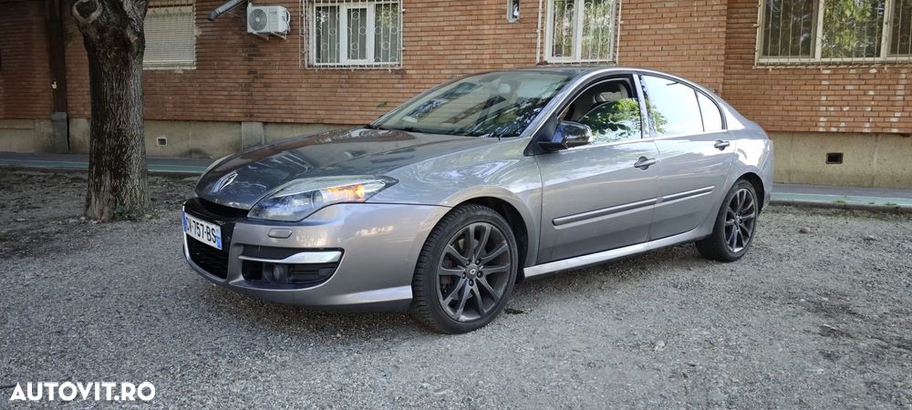 Renault Laguna - 1