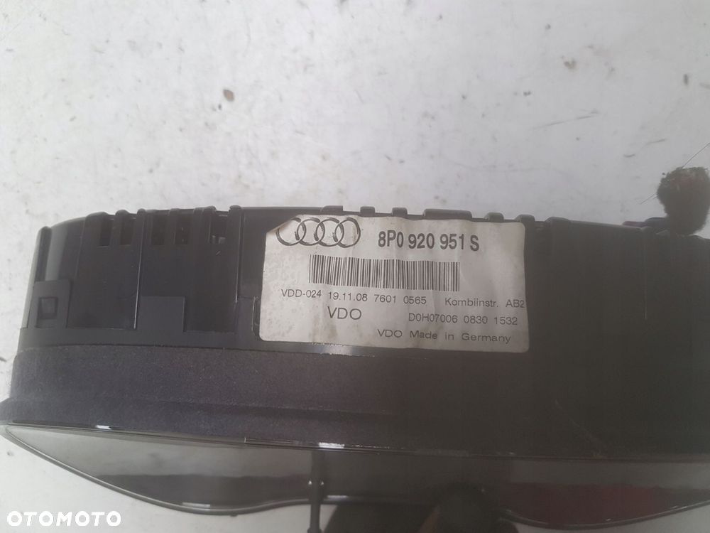 AUDI A3 8P LIFT 08-12r 1.4 TFSI LICZNIK ANGLIK - 2